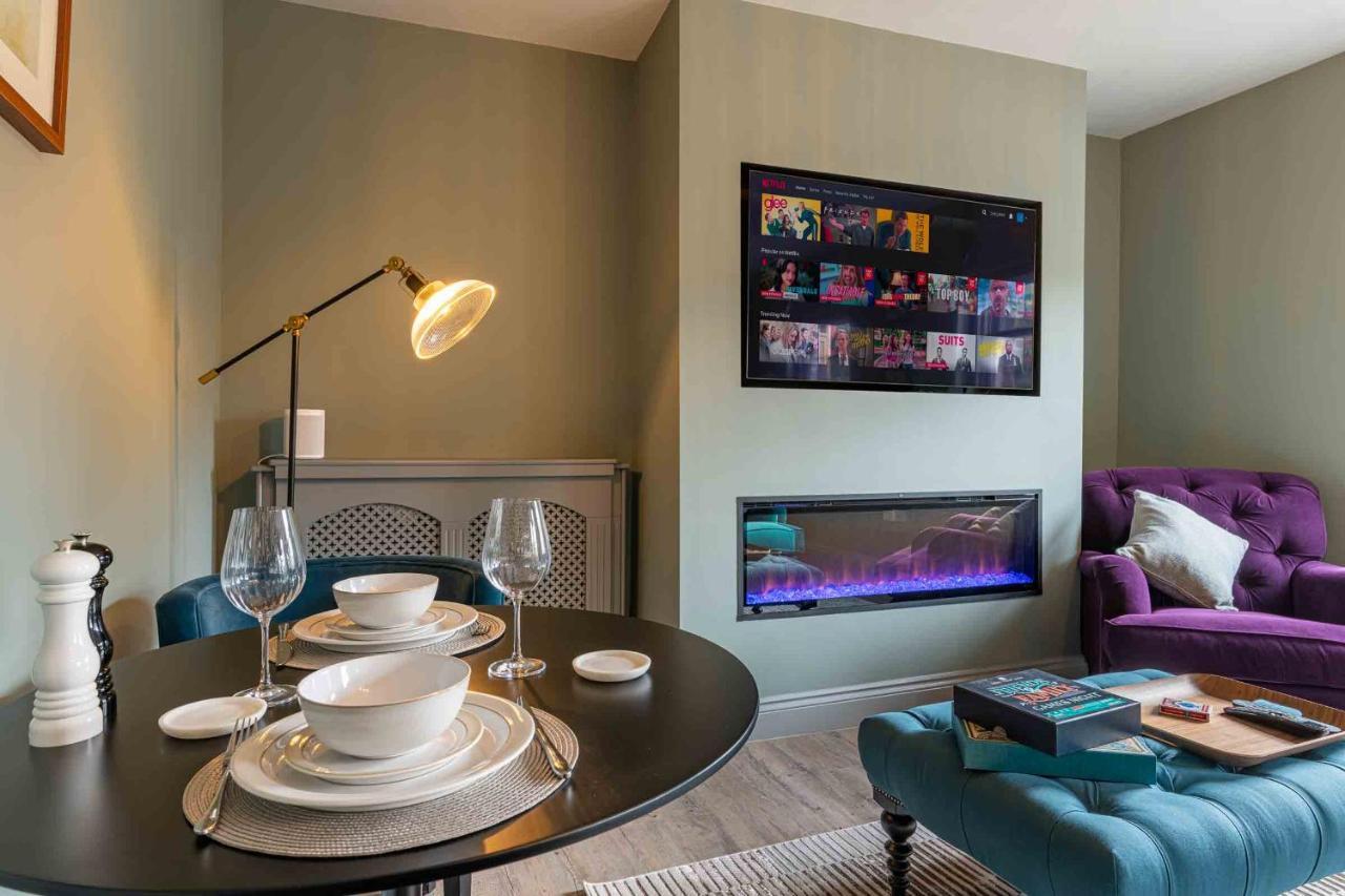 Beautiful Modern 1 Bedroom Apartment, City Centre Bath Exteriér fotografie