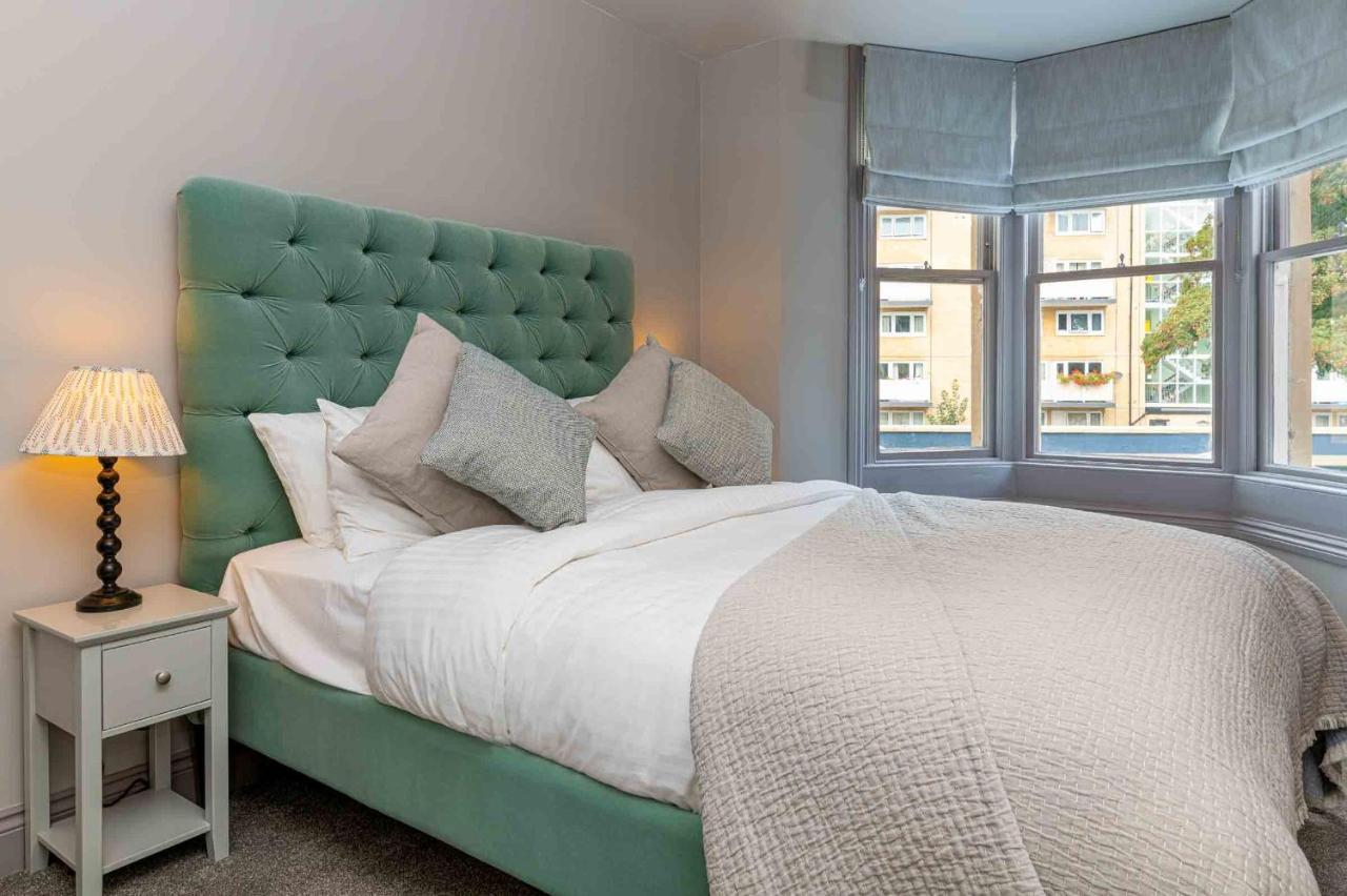 Beautiful Modern 1 Bedroom Apartment, City Centre Bath Exteriér fotografie