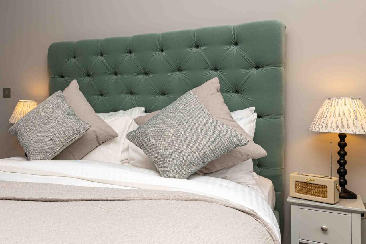 Beautiful Modern 1 Bedroom Apartment, City Centre Bath Exteriér fotografie