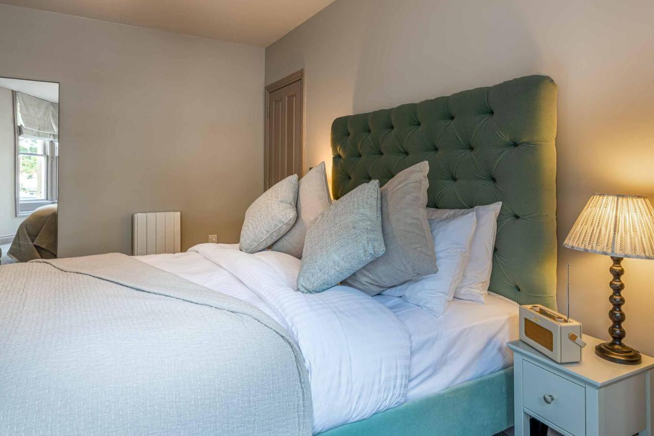 Beautiful Modern 1 Bedroom Apartment, City Centre Bath Exteriér fotografie